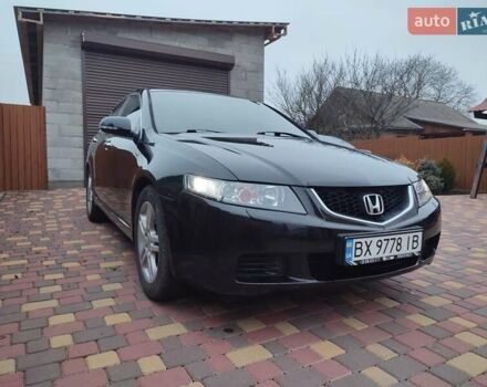 Чорний Хонда Аккорд, об'ємом двигуна 2 л та пробігом 355 тис. км за 5900 $, фото 1 на Automoto.ua