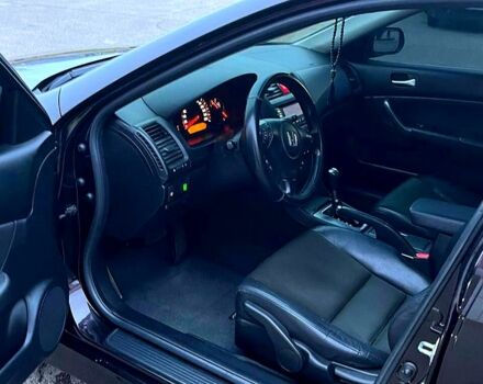 Черный Хонда Аккорд, объемом двигателя 2.4 л и пробегом 250 тыс. км за 5600 $, фото 2 на Automoto.ua