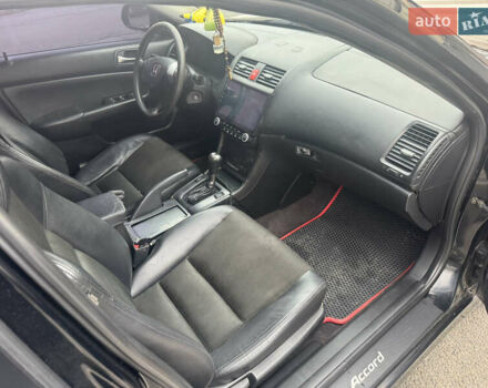 Черный Хонда Аккорд, объемом двигателя 2 л и пробегом 329 тыс. км за 5300 $, фото 8 на Automoto.ua