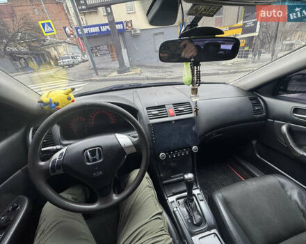 Черный Хонда Аккорд, объемом двигателя 2 л и пробегом 329 тыс. км за 5300 $, фото 13 на Automoto.ua
