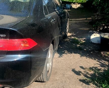 Черный Хонда Аккорд, объемом двигателя 2 л и пробегом 180 тыс. км за 6200 $, фото 8 на Automoto.ua