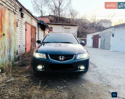 Чорний Хонда Аккорд, об'ємом двигуна 2.2 л та пробігом 241 тис. км за 5500 $, фото 4 на Automoto.ua