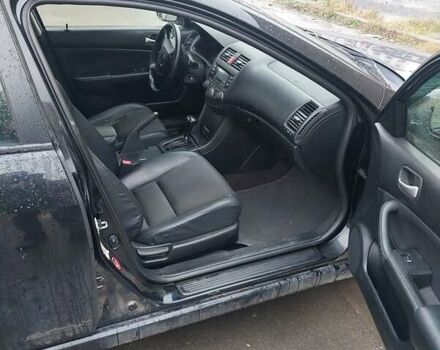 Черный Хонда Аккорд, объемом двигателя 2 л и пробегом 290 тыс. км за 5800 $, фото 3 на Automoto.ua