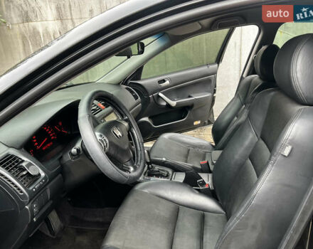 Черный Хонда Аккорд, объемом двигателя 2 л и пробегом 268 тыс. км за 5800 $, фото 10 на Automoto.ua
