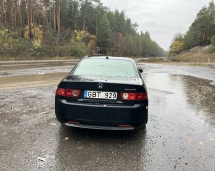 Чорний Хонда Аккорд, об'ємом двигуна 2.2 л та пробігом 300 тис. км за 2600 $, фото 4 на Automoto.ua