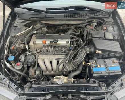 Черный Хонда Аккорд, объемом двигателя 2 л и пробегом 329 тыс. км за 5300 $, фото 14 на Automoto.ua