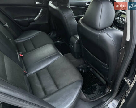 Черный Хонда Аккорд, объемом двигателя 2.35 л и пробегом 325 тыс. км за 6200 $, фото 20 на Automoto.ua