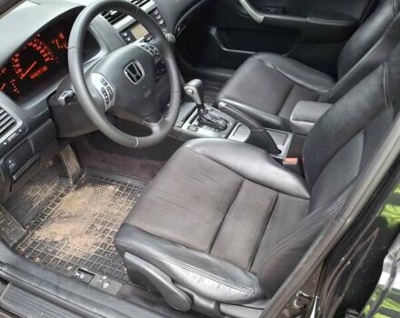 Чорний Хонда Аккорд, об'ємом двигуна 2 л та пробігом 236 тис. км за 6500 $, фото 5 на Automoto.ua