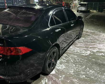 Чорний Хонда Аккорд, об'ємом двигуна 2.4 л та пробігом 303 тис. км за 6600 $, фото 5 на Automoto.ua