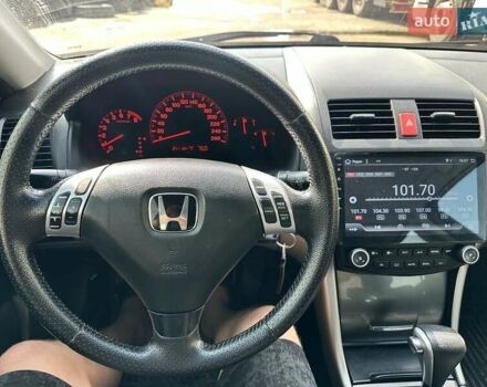 Чорний Хонда Аккорд, об'ємом двигуна 2 л та пробігом 250 тис. км за 6700 $, фото 4 на Automoto.ua