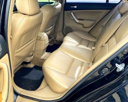 Черный Хонда Аккорд, объемом двигателя 2.4 л и пробегом 284 тыс. км за 6900 $, фото 4 на Automoto.ua