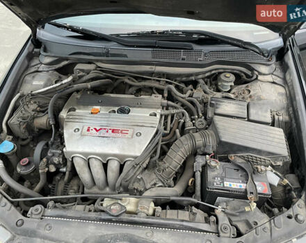 Черный Хонда Аккорд, объемом двигателя 2.35 л и пробегом 325 тыс. км за 6200 $, фото 15 на Automoto.ua