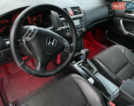 Черный Хонда Аккорд, объемом двигателя 2.35 л и пробегом 325 тыс. км за 6200 $, фото 3 на Automoto.ua