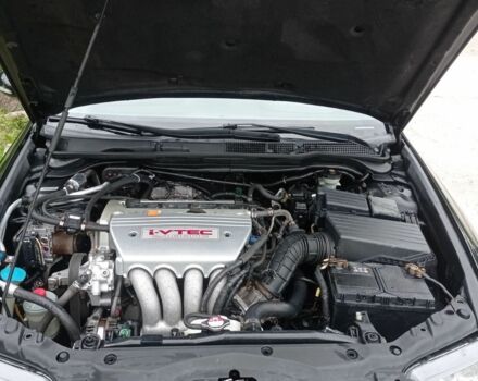 Черный Хонда Аккорд, объемом двигателя 0.24 л и пробегом 230 тыс. км за 5200 $, фото 1 на Automoto.ua