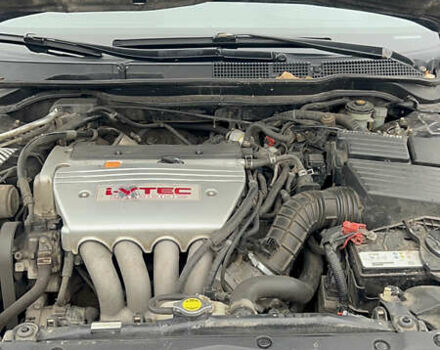 Чорний Хонда Аккорд, об'ємом двигуна 2.4 л та пробігом 354 тис. км за 6800 $, фото 25 на Automoto.ua