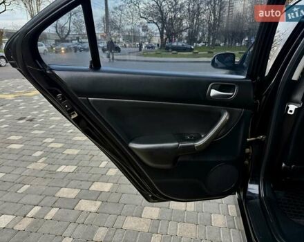 Черный Хонда Аккорд, объемом двигателя 2 л и пробегом 232 тыс. км за 5400 $, фото 57 на Automoto.ua