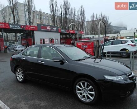 Черный Хонда Аккорд, объемом двигателя 2.4 л и пробегом 354 тыс. км за 7600 $, фото 1 на Automoto.ua