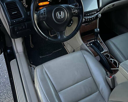 Чорний Хонда Аккорд, об'ємом двигуна 2 л та пробігом 220 тис. км за 5900 $, фото 2 на Automoto.ua
