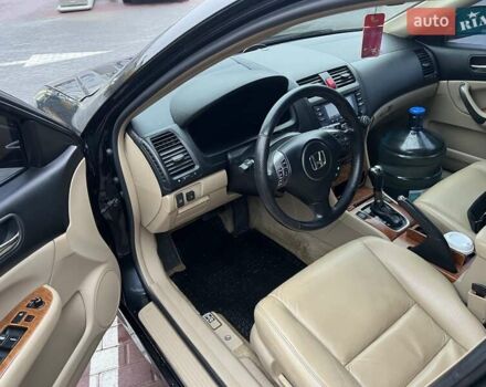 Черный Хонда Аккорд, объемом двигателя 2 л и пробегом 260 тыс. км за 6100 $, фото 7 на Automoto.ua
