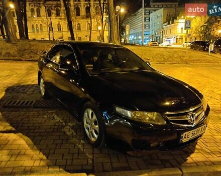 Черный Хонда Аккорд, объемом двигателя 2 л и пробегом 240 тыс. км за 6900 $, фото 3 на Automoto.ua