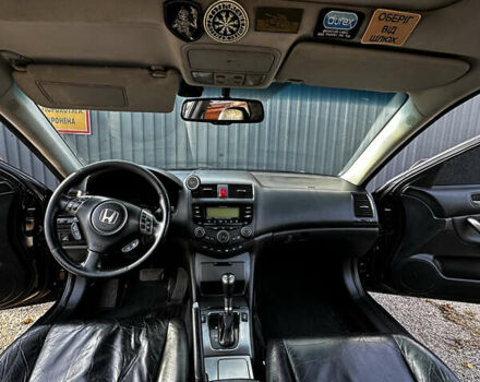 Черный Хонда Аккорд, объемом двигателя 2.4 л и пробегом 339 тыс. км за 6400 $, фото 4 на Automoto.ua
