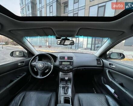 Черный Хонда Аккорд, объемом двигателя 2 л и пробегом 177 тыс. км за 7700 $, фото 4 на Automoto.ua
