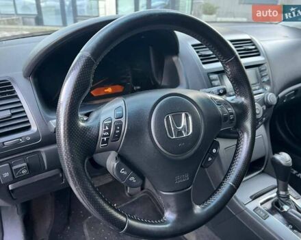 Черный Хонда Аккорд, объемом двигателя 2 л и пробегом 177 тыс. км за 7700 $, фото 11 на Automoto.ua