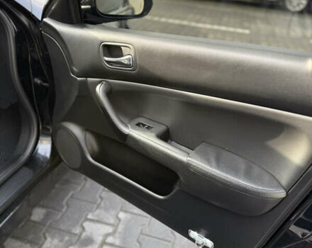 Черный Хонда Аккорд, объемом двигателя 2 л и пробегом 221 тыс. км за 7500 $, фото 17 на Automoto.ua