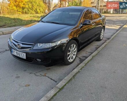 Черный Хонда Аккорд, объемом двигателя 2.4 л и пробегом 298 тыс. км за 5650 $, фото 1 на Automoto.ua