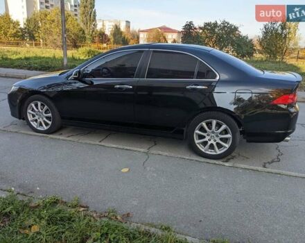 Черный Хонда Аккорд, объемом двигателя 2.4 л и пробегом 298 тыс. км за 5650 $, фото 16 на Automoto.ua