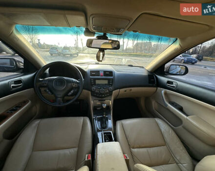 Чорний Хонда Аккорд, об'ємом двигуна 2.35 л та пробігом 388 тис. км за 5900 $, фото 7 на Automoto.ua