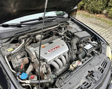 Чорний Хонда Аккорд, об'ємом двигуна 2.4 л та пробігом 350 тис. км за 5999 $, фото 17 на Automoto.ua