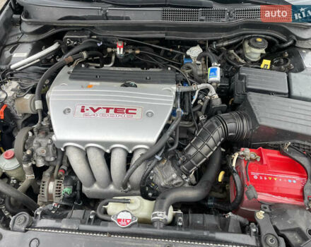 Черный Хонда Аккорд, объемом двигателя 2.4 л и пробегом 142 тыс. км за 6900 $, фото 15 на Automoto.ua