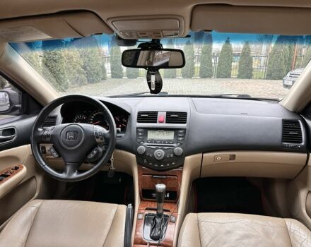 Чорний Хонда Аккорд, об'ємом двигуна 2.4 л та пробігом 350 тис. км за 5999 $, фото 11 на Automoto.ua