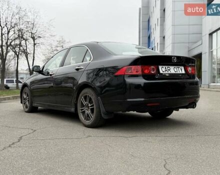 Чорний Хонда Аккорд, об'ємом двигуна 2 л та пробігом 237 тис. км за 6200 $, фото 4 на Automoto.ua