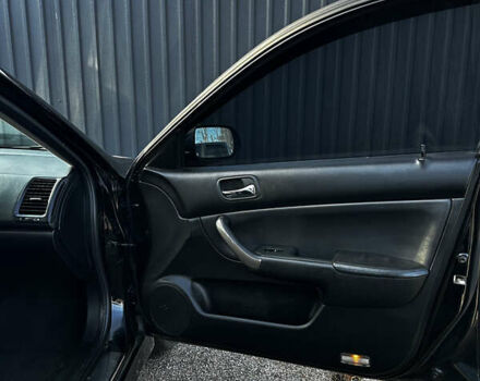 Черный Хонда Аккорд, объемом двигателя 2.4 л и пробегом 339 тыс. км за 6400 $, фото 14 на Automoto.ua