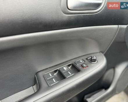 Чорний Хонда Аккорд, об'ємом двигуна 2.35 л та пробігом 319 тис. км за 6450 $, фото 11 на Automoto.ua