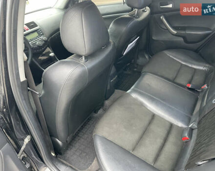 Черный Хонда Аккорд, объемом двигателя 2.4 л и пробегом 142 тыс. км за 6900 $, фото 14 на Automoto.ua