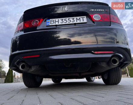 Черный Хонда Аккорд, объемом двигателя 2.4 л и пробегом 220 тыс. км за 8200 $, фото 5 на Automoto.ua