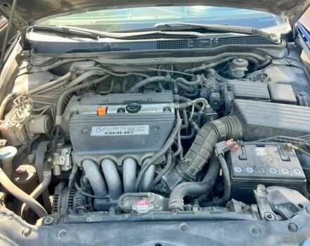 Черный Хонда Аккорд, объемом двигателя 2 л и пробегом 278 тыс. км за 5900 $, фото 8 на Automoto.ua