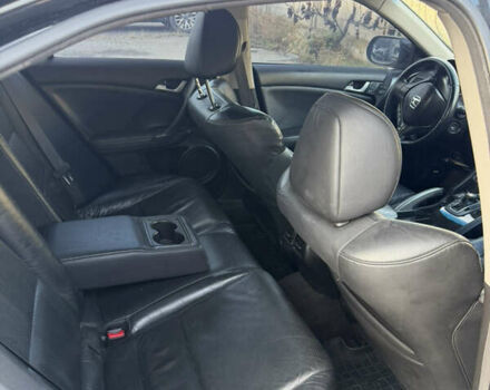 Чорний Хонда Аккорд, об'ємом двигуна 2.35 л та пробігом 258 тис. км за 9500 $, фото 11 на Automoto.ua