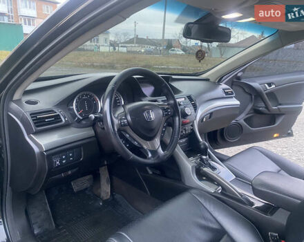 Чорний Хонда Аккорд, об'ємом двигуна 2.4 л та пробігом 244 тис. км за 9300 $, фото 9 на Automoto.ua