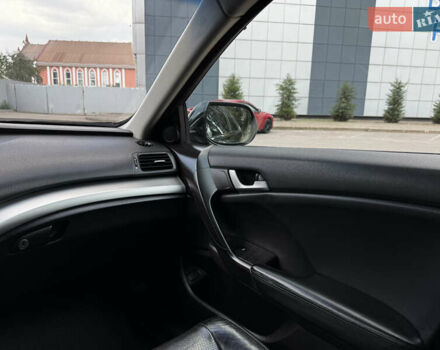 Чорний Хонда Аккорд, об'ємом двигуна 2.4 л та пробігом 235 тис. км за 12307 $, фото 16 на Automoto.ua