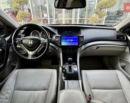 Черный Хонда Аккорд, объемом двигателя 2 л и пробегом 239 тыс. км за 10500 $, фото 20 на Automoto.ua