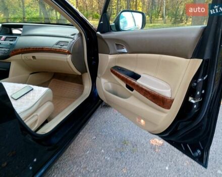 Черный Хонда Аккорд, объемом двигателя 2.35 л и пробегом 177 тыс. км за 7700 $, фото 21 на Automoto.ua