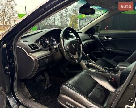 Черный Хонда Аккорд, объемом двигателя 2.4 л и пробегом 310 тыс. км за 10000 $, фото 9 на Automoto.ua