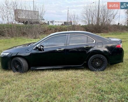 Черный Хонда Аккорд, объемом двигателя 2.4 л и пробегом 270 тыс. км за 8000 $, фото 3 на Automoto.ua