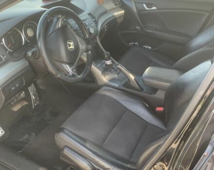 Чорний Хонда Аккорд, об'ємом двигуна 2.4 л та пробігом 170 тис. км за 11000 $, фото 4 на Automoto.ua
