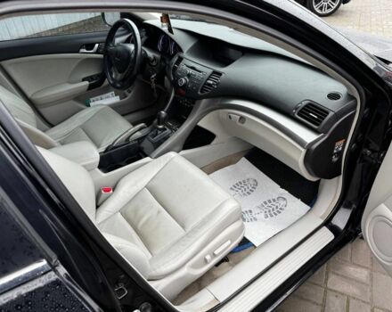 Чорний Хонда Аккорд, об'ємом двигуна 2.4 л та пробігом 209 тис. км за 8200 $, фото 12 на Automoto.ua