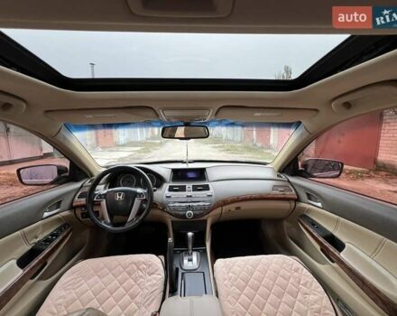 Черный Хонда Аккорд, объемом двигателя 2.35 л и пробегом 184 тыс. км за 6700 $, фото 8 на Automoto.ua